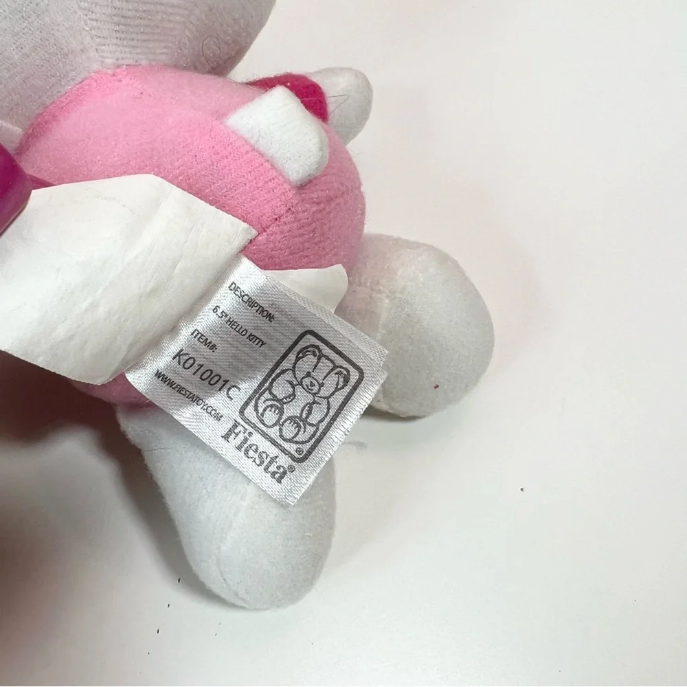 Y2K 2000s mcbling 2012 Sanrio hello kitty plush